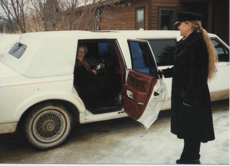 Eleanor Zelliot limousine