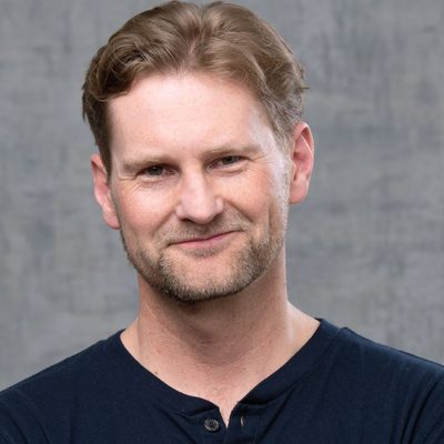 Photo of Andrew Carlson