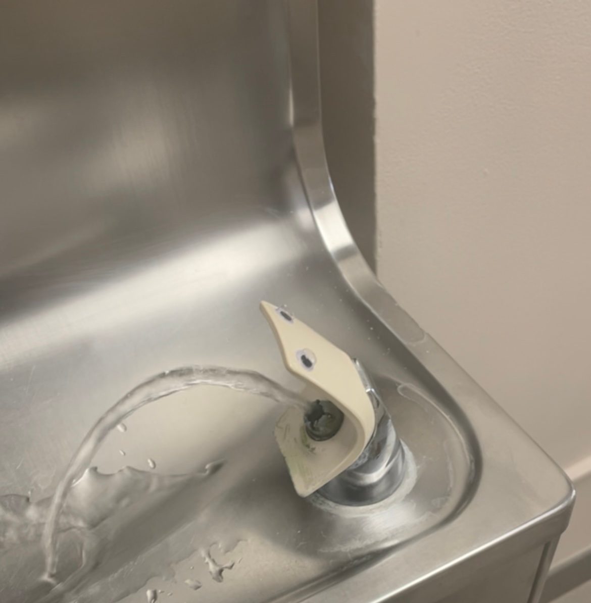 googly eyes