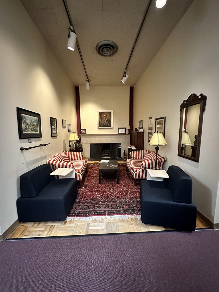 econ lounge