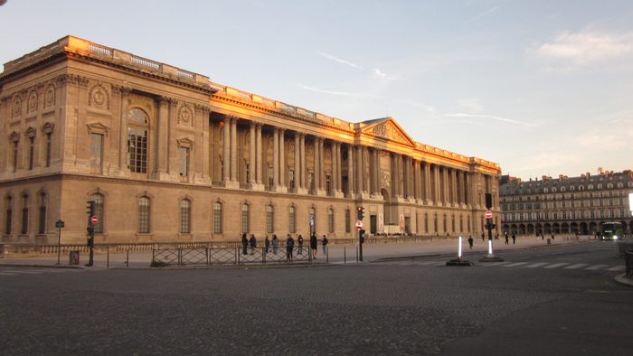 The exterior of the Musee du Louvre
