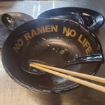An empty bowl declaring No Ramen, No Life!
