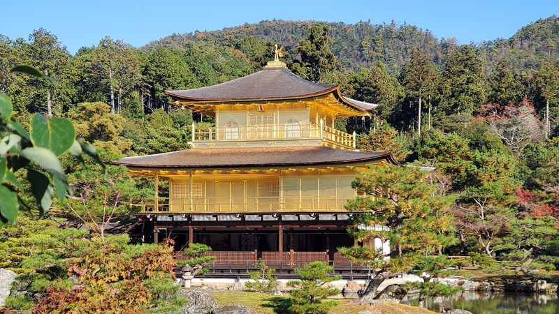 Kinkaku-ji Temple (1)