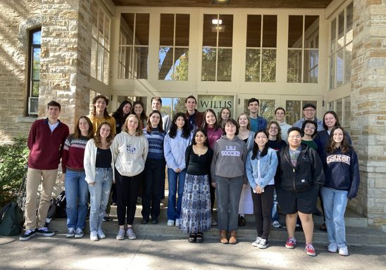 All Writing Consultants stand in front of Willis Hall.