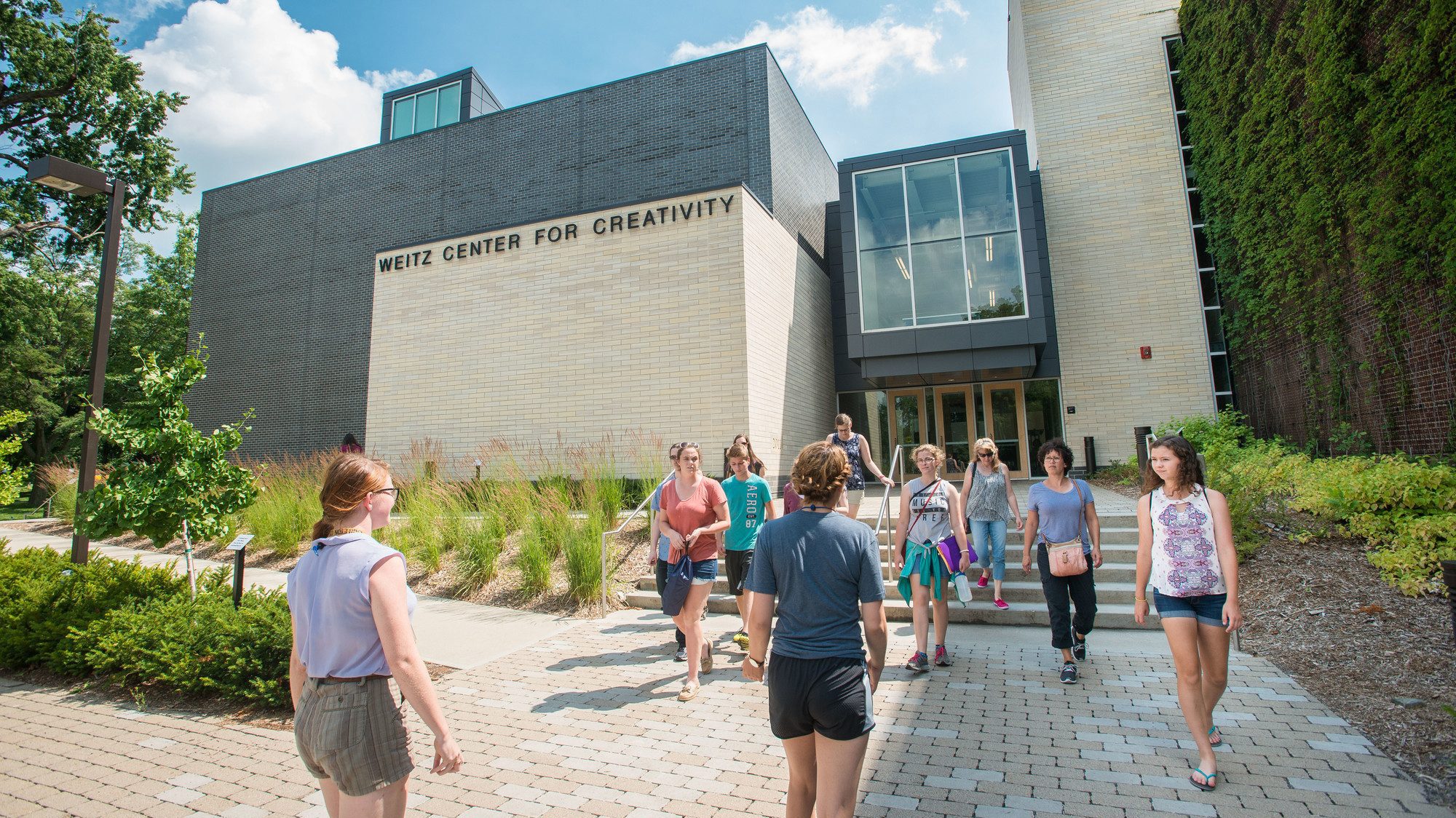Students outside the Weitz Center for Creativity