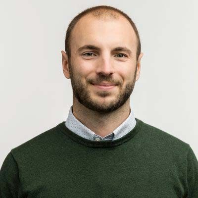 alex knodell headshot