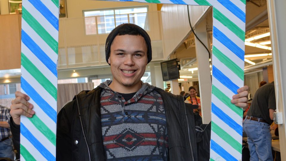 Members of the Carleton community attend the Repair Fair to get assistance in mending their household items and to learn more about sustainable and low-waste living.