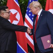 Image of Kim Jong-un and Donald Trump at the Hanoi Summit.