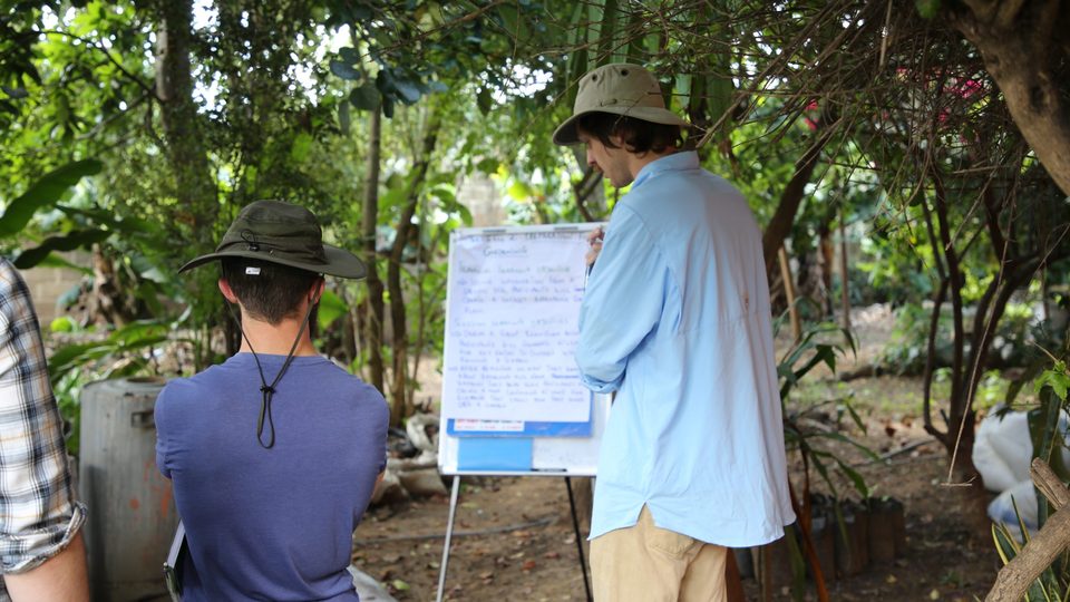 Photo of Jonas Lindholm-Uzzi '20 teaching outside