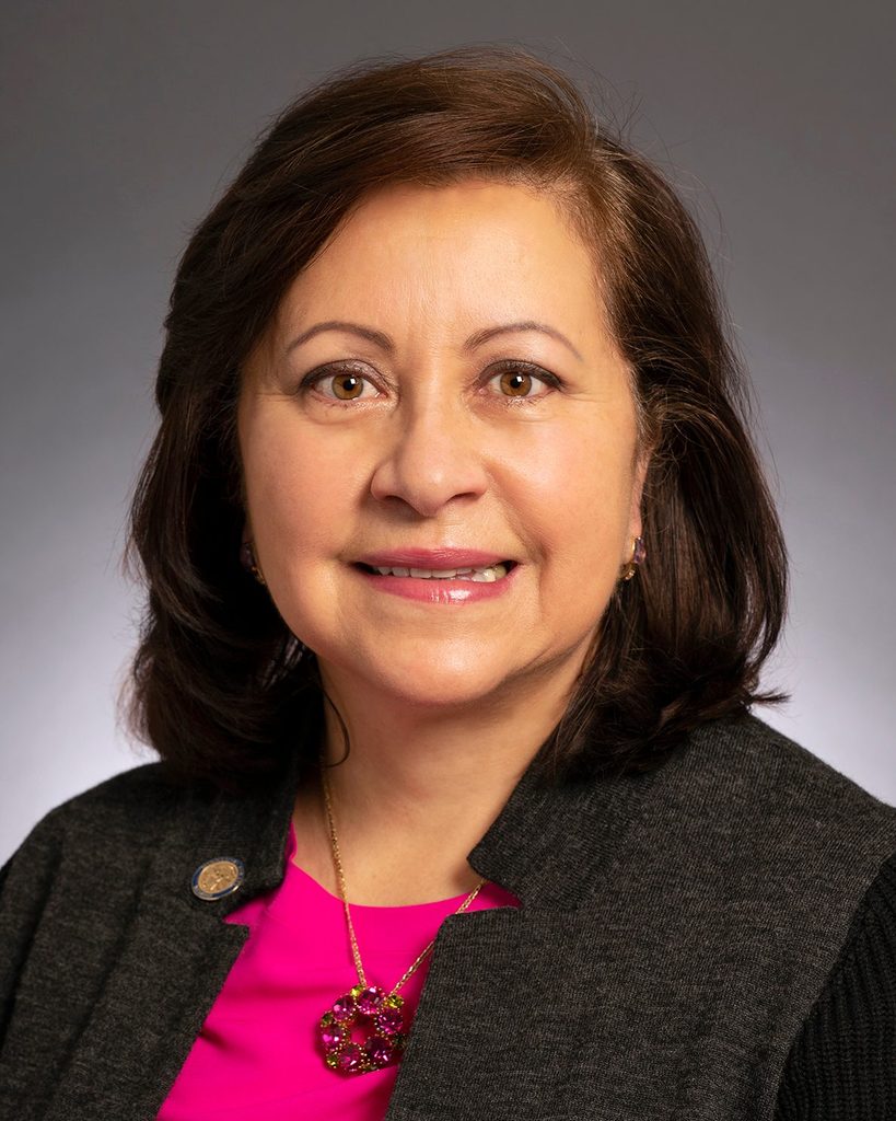 Headshot of Patricia Torres Ray.