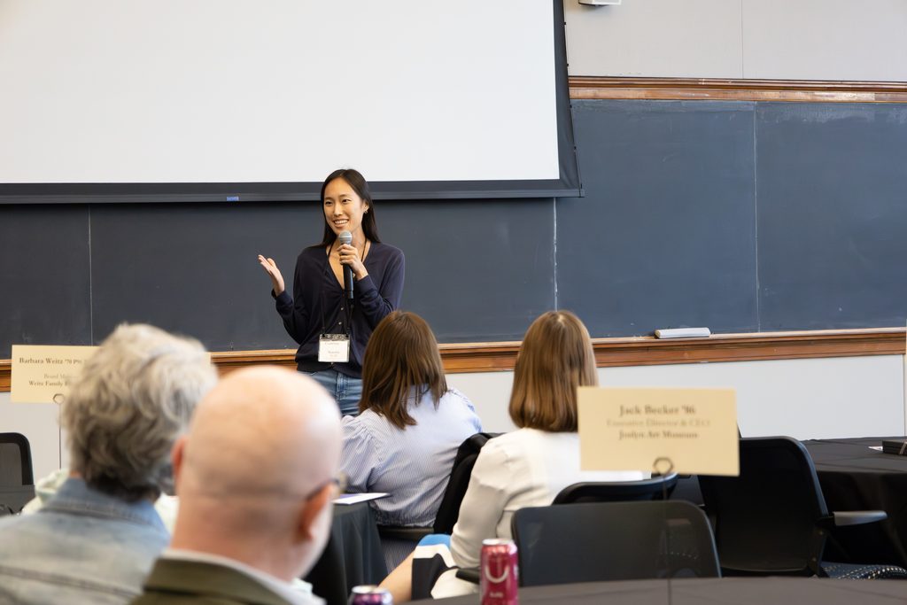 Natalia Tu ’21 gives a talk in Weitz 236.