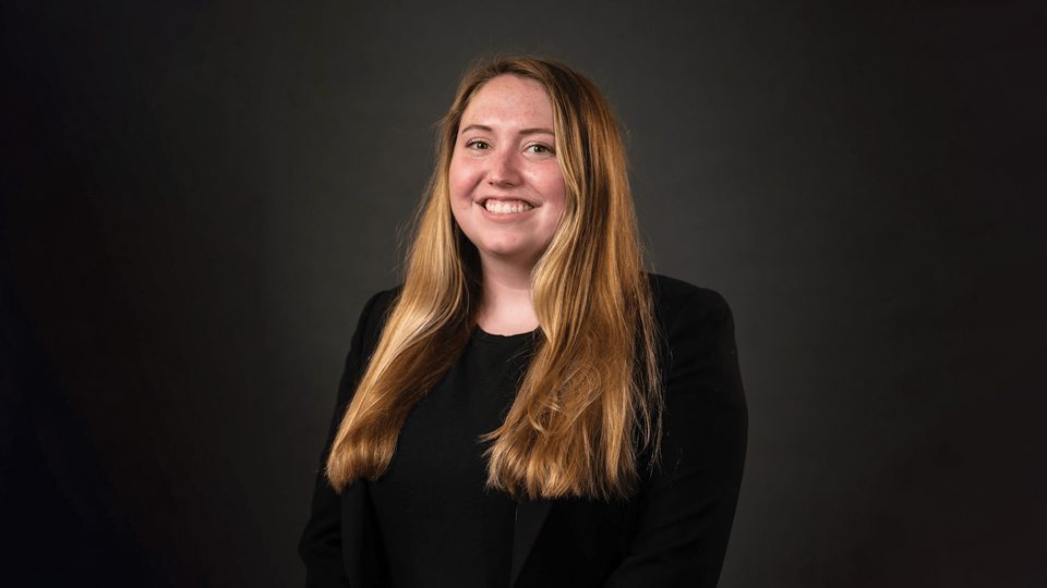 Headshot of Anna McGinn ’18