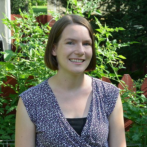 Headshot of Anna Rafferty.