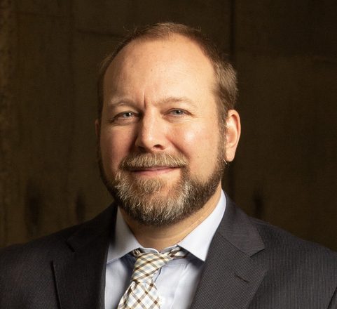 Headshot of Jeff Snyder.