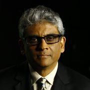 Headshot of Fred de Sam Lazaro.