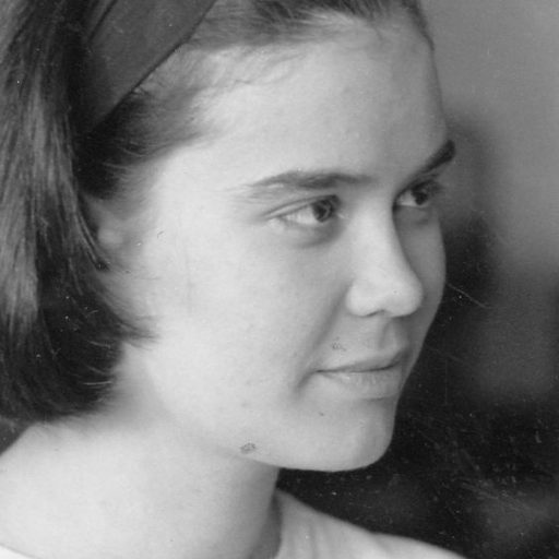 Archival photo of Marissa Love (1994)