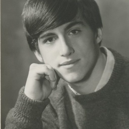 Archival photo of David Wright (1974)