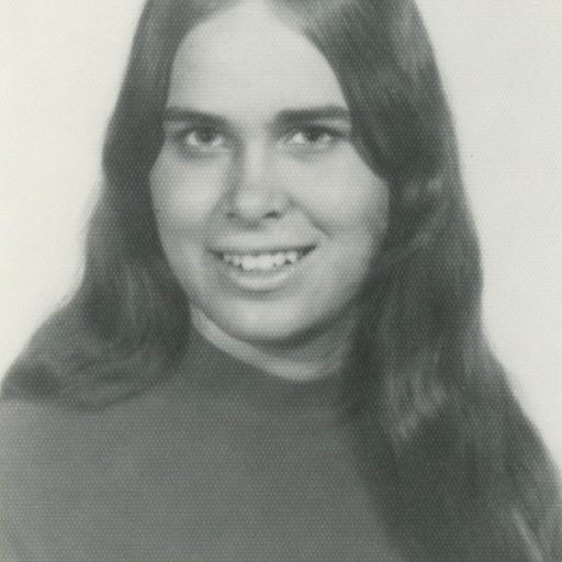 Archival photo of Lisa (Dickman) McNamara (1975)