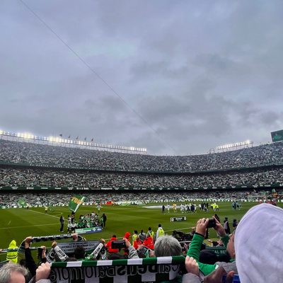 Scarfs up for Betis