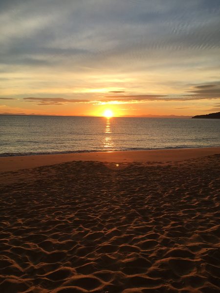 Sunrise in Abel Tasman, a national park in the north of the South Island - Winter 2017