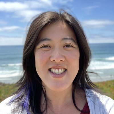Rou-Jia Sung headshot