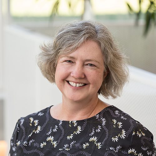 headshot of jennifer ross-wolff