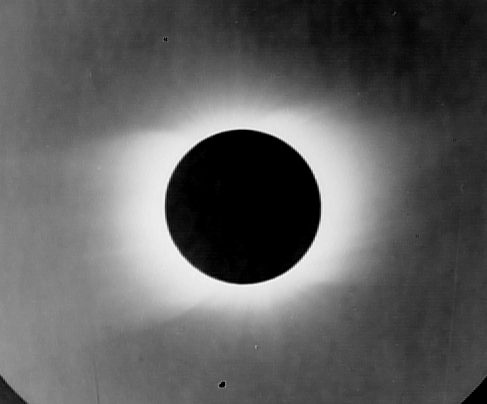 Image of the solar corona captured from the original glass plates.