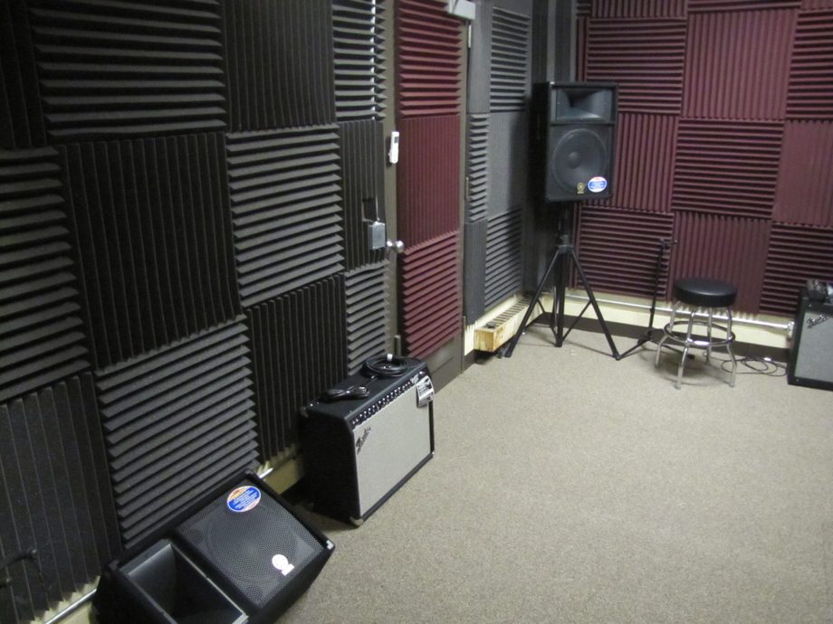Goodhue Band Rehearsal Room & Music Equipment Student Activities