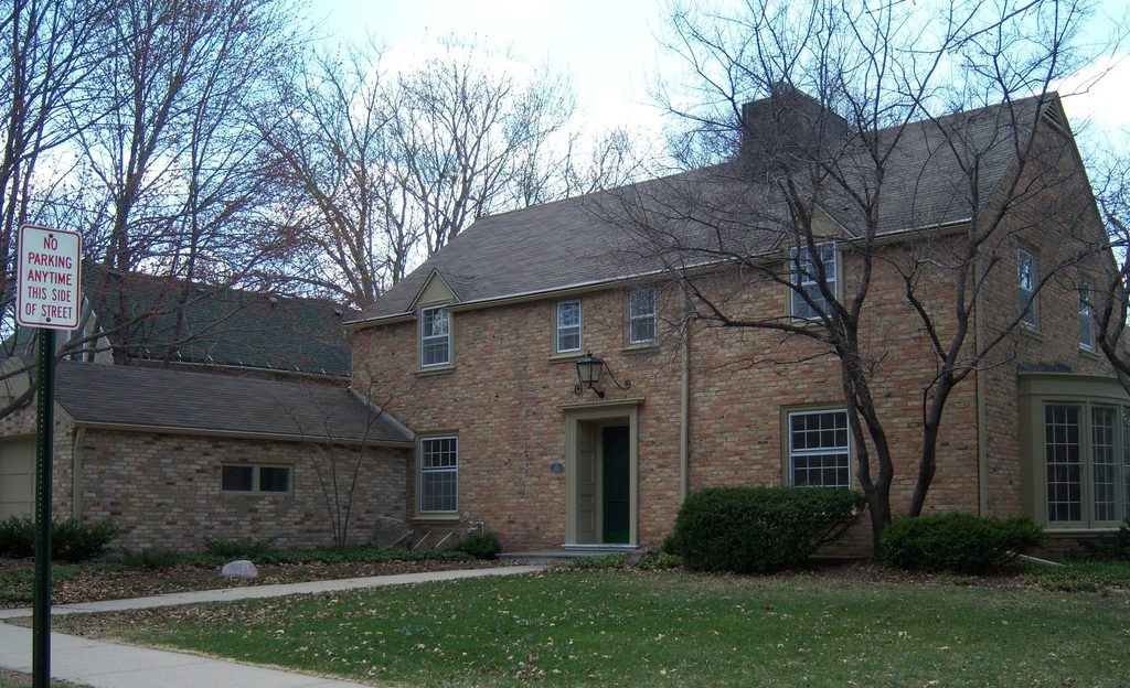 exterior of Maple