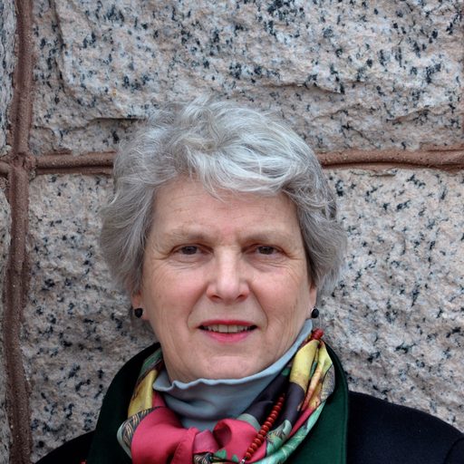Andrea Gilmore '74