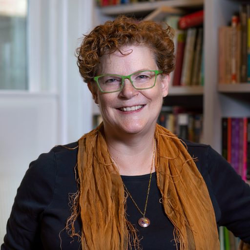Pamela Toler '80 head and shoulders Portrait