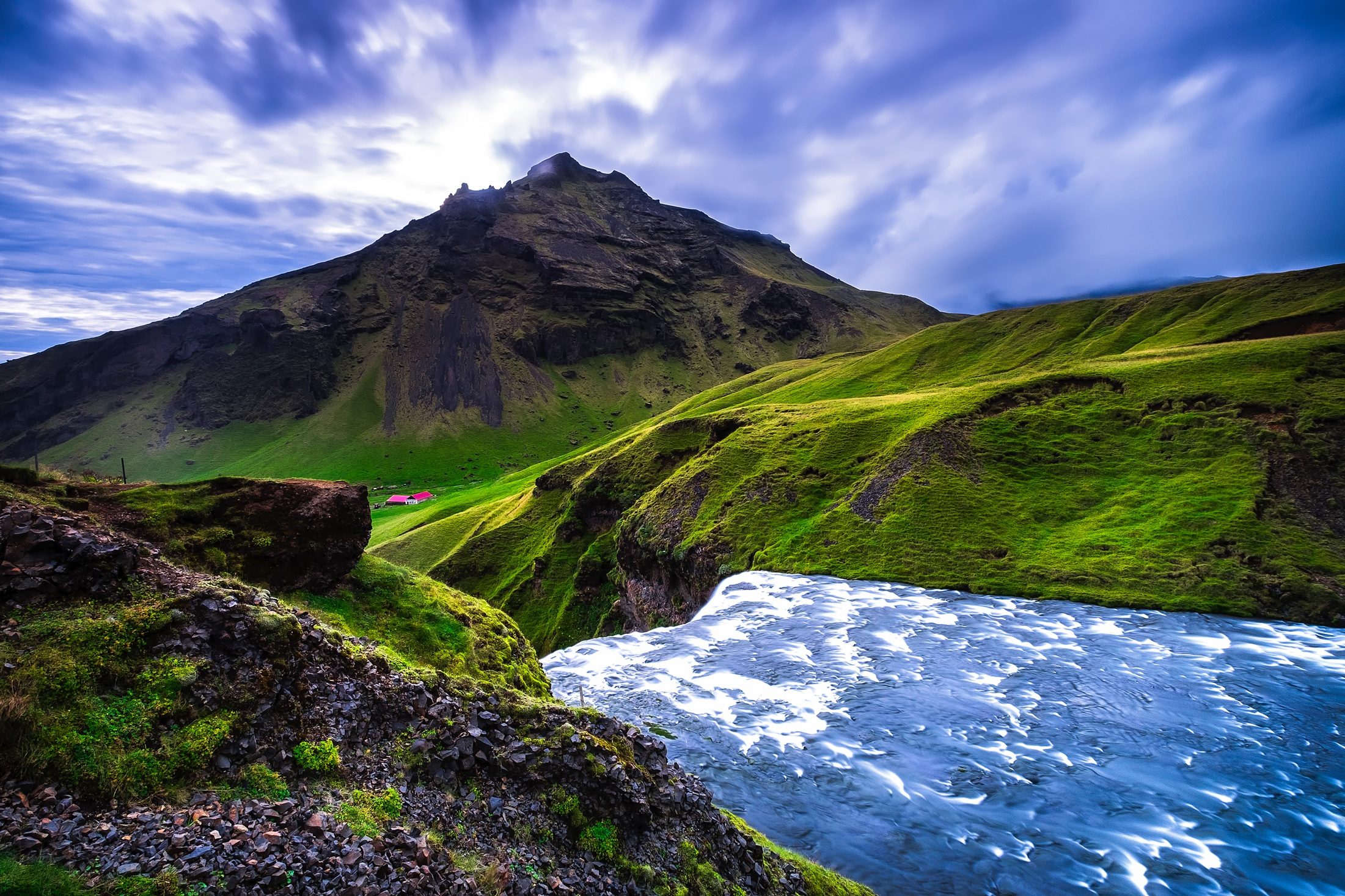 Ultimate Iceland: Land of Fire & Ice – Alumni Adventures