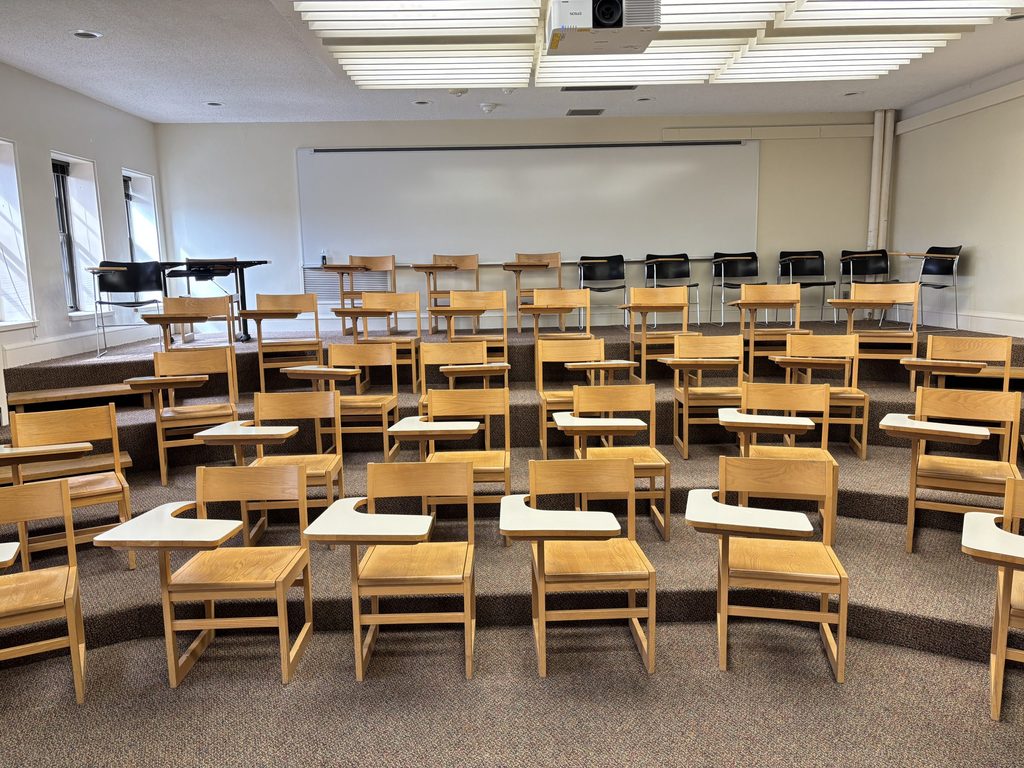 Faculty/Staff View of Leighton 402