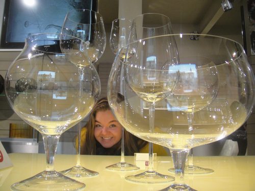 Allison, Looking Glassy