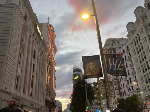 Gran Vía at sunset