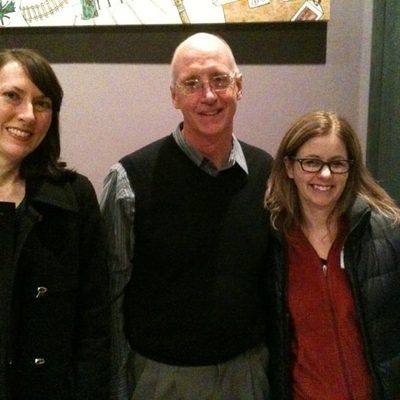 Sarah S. '93, Professor Fred Hagstrom, & Marissa N. '93 gather after Professor Hagstrom's talk in Seattle