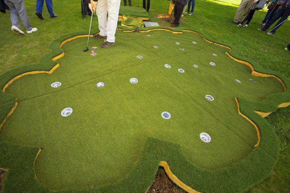 golf-themed art installation by Stephen Mohring and David Lefkowitz