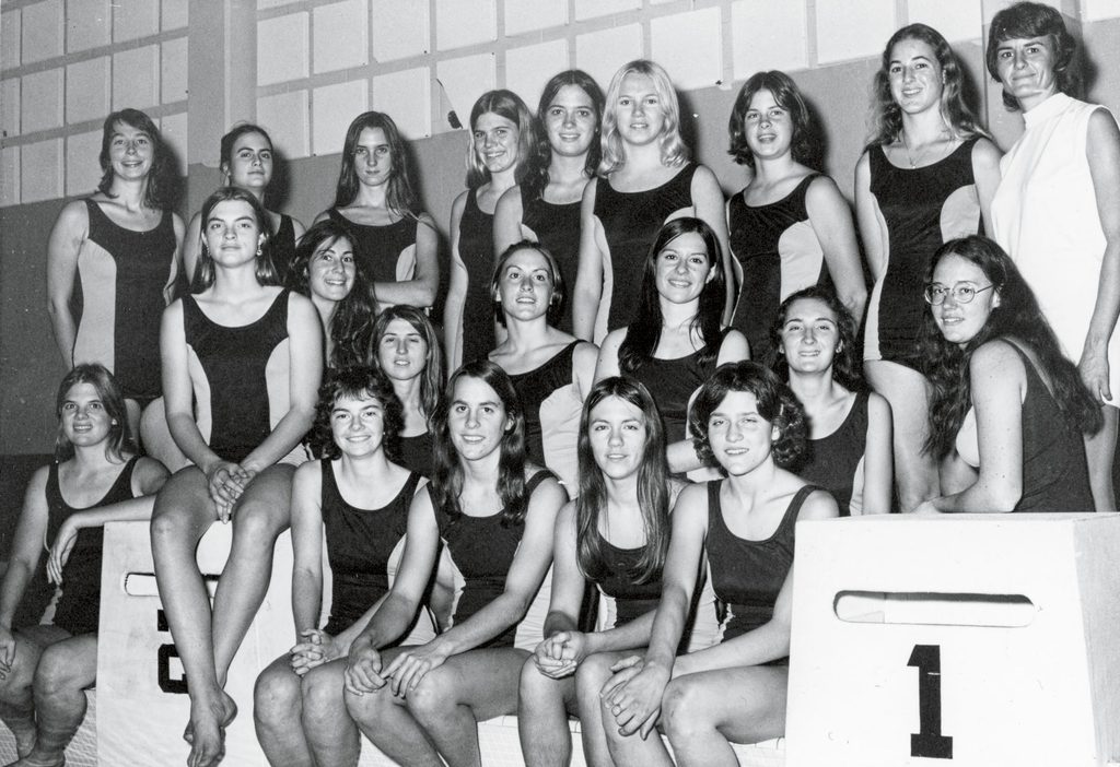 Carleton Women's Swim Team, 1971