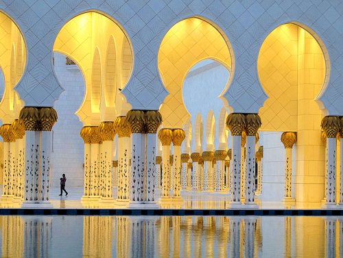 Columns-on-Columns-982910_orig.jpg
