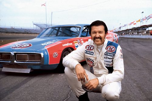 Richard-Petty-portrait-1970s.jpg
