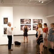 Gary Vikan ’67, the Benedict Distinguished Visiting Professor in Art History, with students