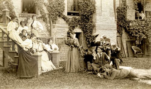 1895,-Tipping-Hatscarl014.jpg