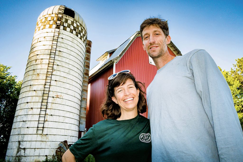 Annie Dugan ’00 and Janaki Fisher-Merritt ’99
