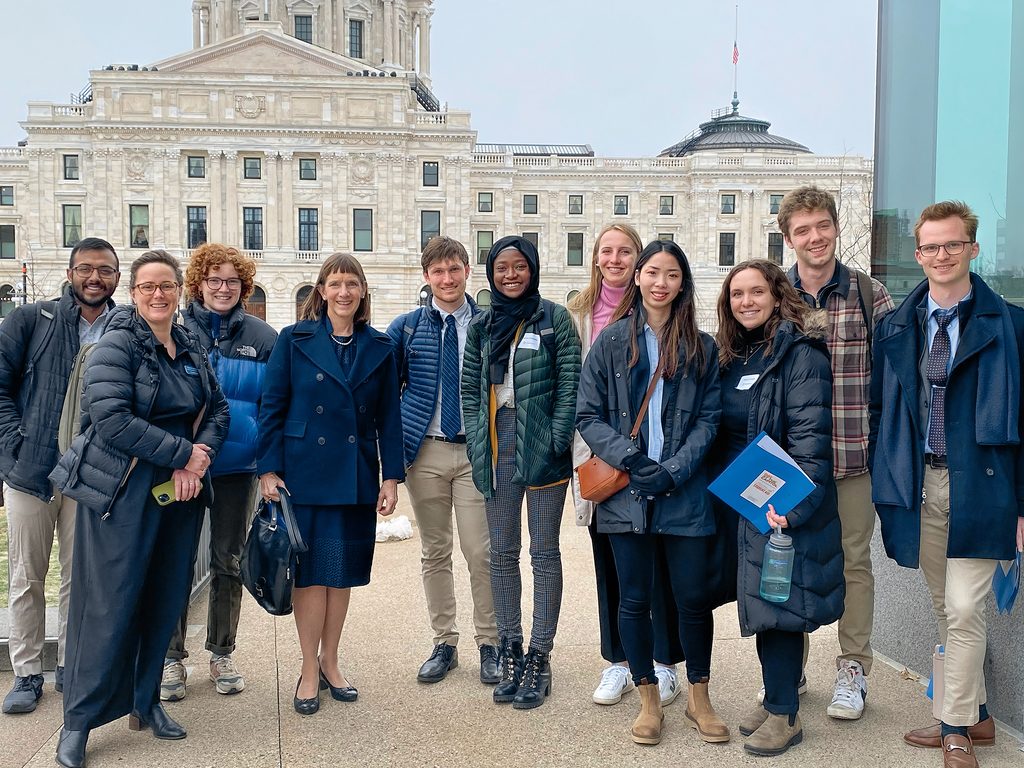 President Byerly and Carleton students at the Minnesota state capitol