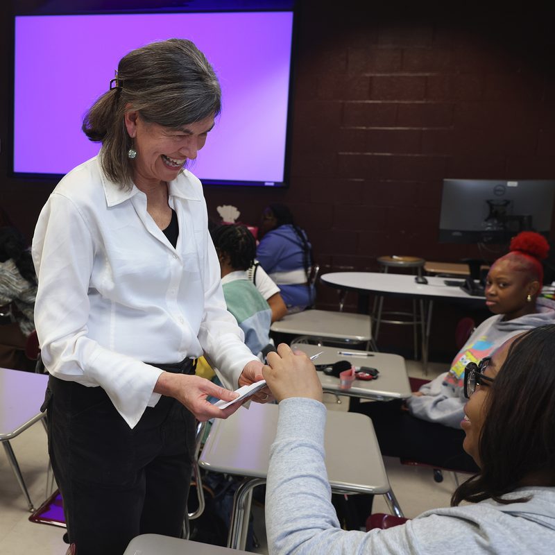 Julia Scatliff O’Grady ’85 in a classroom