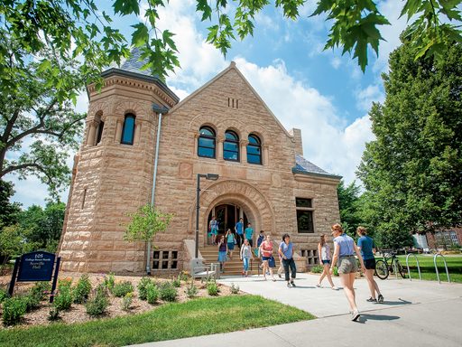 Connect with a Current Parent – Parent/Family Forum for Admitted Students –  Carleton College