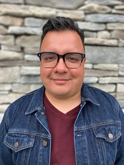Jonathan Gonzales headshot