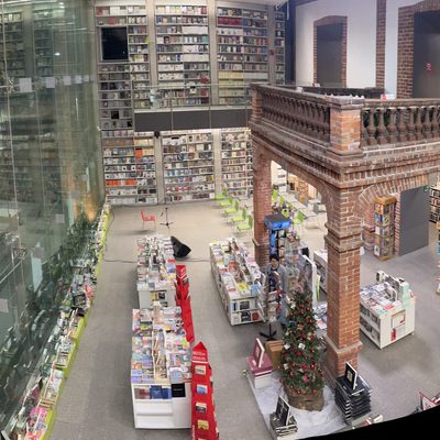a library in Mexico, Cuernavaca