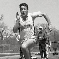 Blomgren sprints on a track